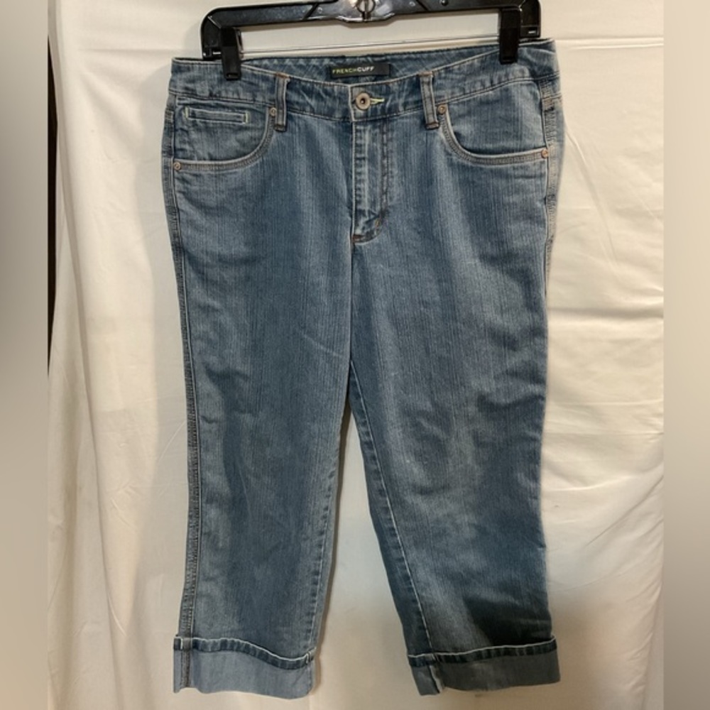 French Cuff Capri Jeans